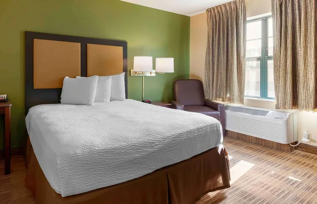 استوديو بسرير كوين لذوي الإعاقة، Extended Stay America - Madison - Junction Court 2/3