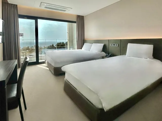 Ocean, Deluxe, Family, Twin Beds, Ocean View، Grandmer Hotel Jeju 2/3