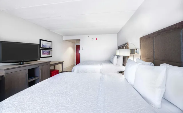 غرفة بسريرين كوين، Hampton Inn And Suites Atlanta Galleria 2/5
