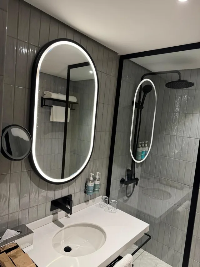 جناح جونيور بسرير كينج وسرير كوين، نوفوتيل العنود(Novotel Riyadh Al Anoud) 8/10