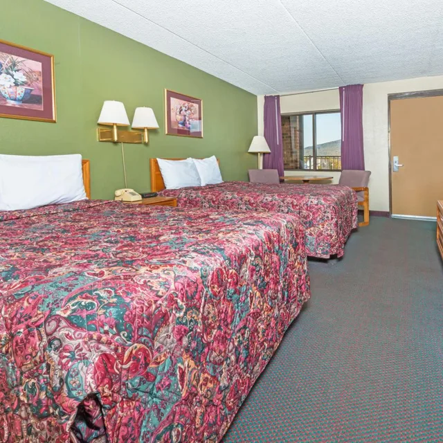 غرفة قياسية بسرير مزدوج، Days Inn by Wyndham New Market/I-81 2/4