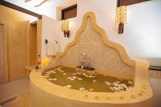 جناح جونيور، Zanzibar Beach Resort 1/1