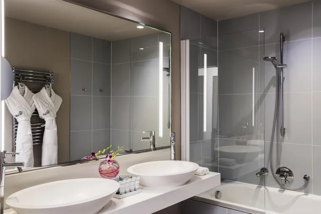 Deluxe, Sea or Harbor View، Cures Marines Hotel Thalasso & Spa Trouville - MGallery Collection 4/9