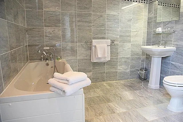 غرفة سوبيريور بسرير مزدوج، Dovecliff Hall Hotel 6/7