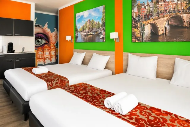 Family, Quadruple, 2 Double Beds, Amsterdam Teleport Hotel 3/9
