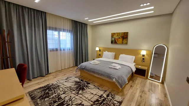 Two Bedroom Apartment with City View، Mirage Taiaa Hotel Apartments 2/4