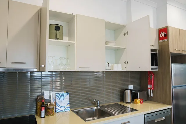 Efficiency, King Bed, Accessible، MainStay Suites Whyalla 7/7