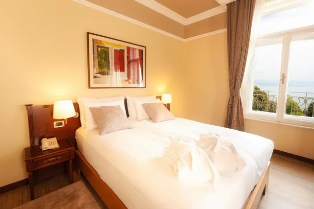 غرفة سوبيريور بسريرين منفصلين بإطلالة على البحر، Bristol Hotel Opatija by Luminor Hotel Collection 4/10