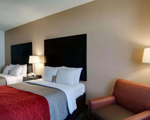 غرفة بسريرين كوين لذوي الإعاقة، Comfort Inn Mount Airy 2/4
