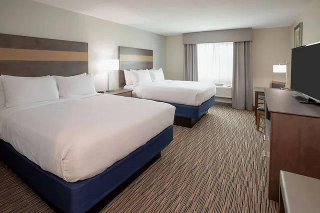 غرفة بسريرين كوين لذوي الإعاقة، Little Crow Resort & Conference, Trademark by Wyndham 3/8