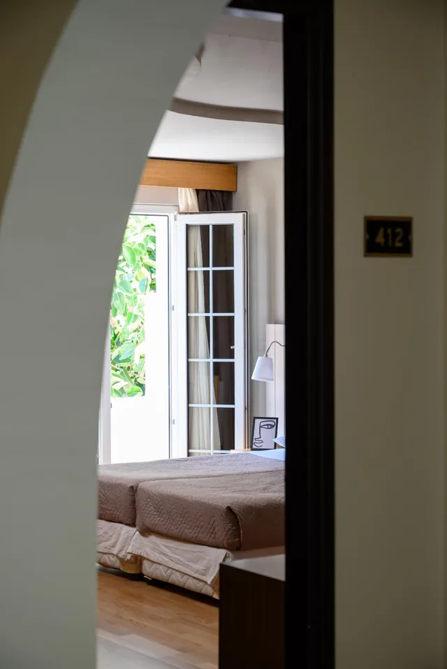 غرفة ديلوكس بسرير مزدوج أو سريرين منفصلين بإطلالة على الحديقة، El Greco Hotel 10/10