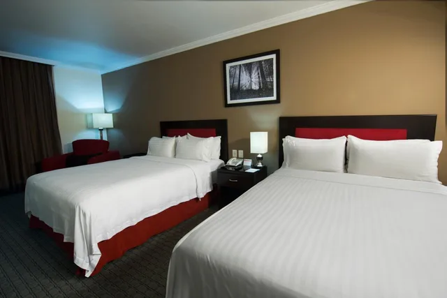 جناح بسريرين كوين بغرفتي نوم، Ramada by Wyndham Ciudad de Mexico Perinorte 3/6