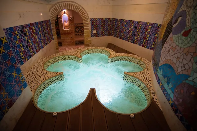 Bougainville Bay Hotel، ساراندا 43/78