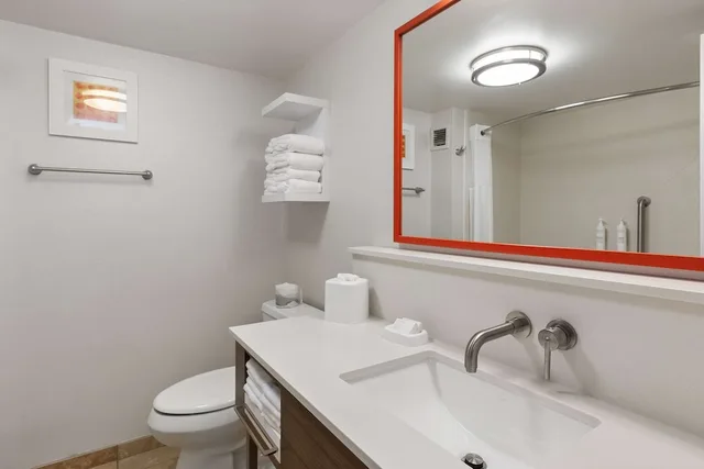 studio, 2 queen beds, Hampton Inn Rock Hill 4/6