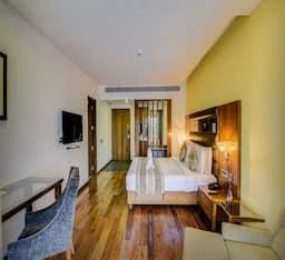 غرفة قياسية بسرير كينج، Renest Dunsvirk Court, Mussoorie 1/1