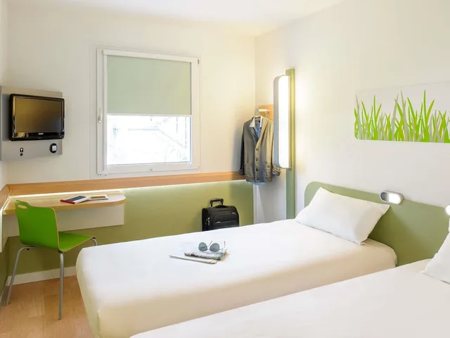 غرفة بسريرين منفصلين، Ibis Budget Pontarlier 1/10