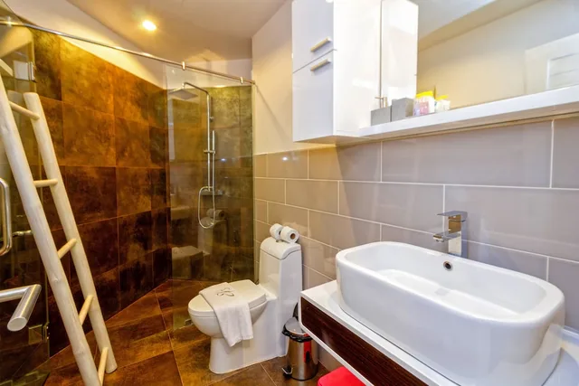 2 Bedrooms, Royal, Penthouse, King Bed, Ocean Front، KARON BUTTERFLY 6/8