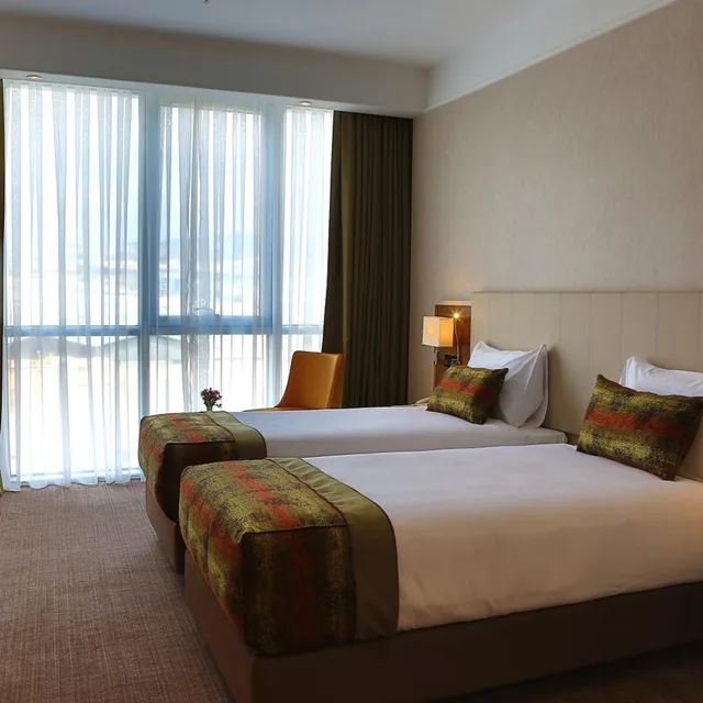 غرفة كبيرة بسرير مزدوج، Hm Commerce Hotel 5/10