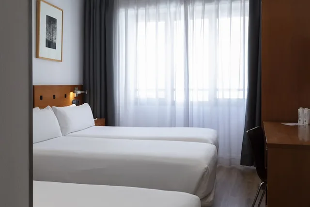 Room, Triple, Petit Palace Cliper Gran Via 2/10