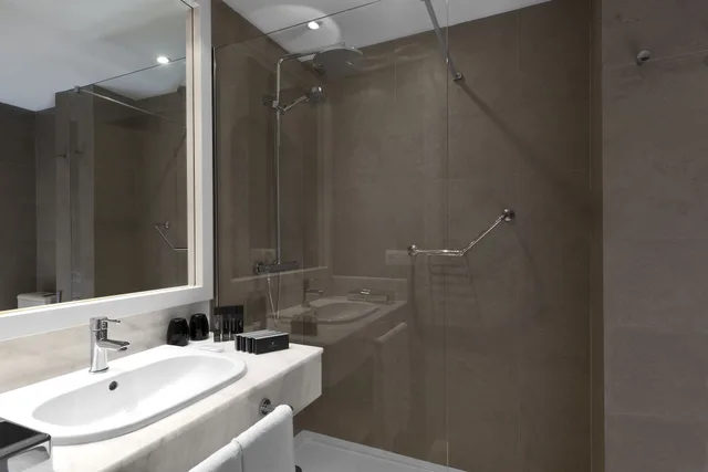 غرفة عائلية بإطلالة على البحر، Melia Cala Galdana 7/9