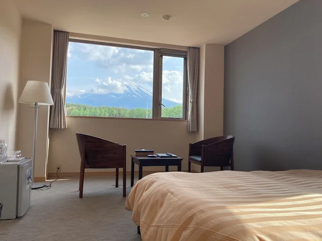 غرفة بسريرين منفصلين بإطلالة على الجبل، The Gran Resort Princess Fujikawaguchiko 1/2