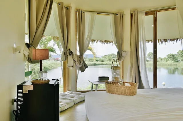 كوخ بسرير كينج، Doowall Hotel 4/8