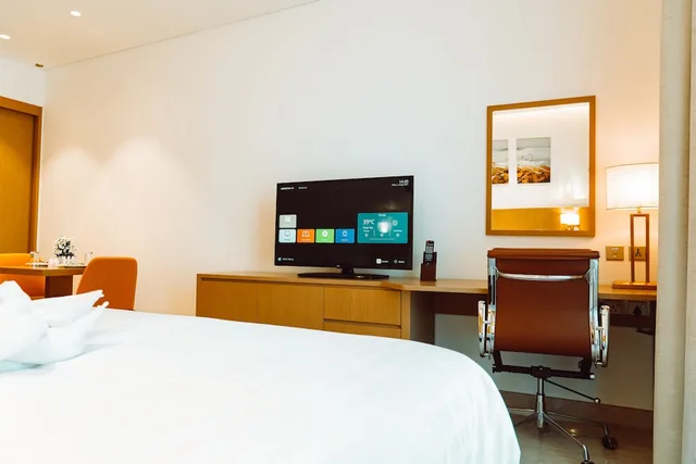 استوديو ديلوكس بسرير كينج بشرفة، HE Hotel Apartments 1/4