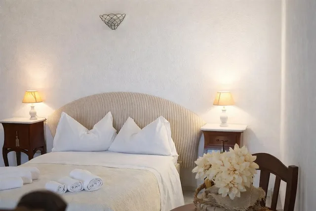 غرفة قياسية رباعية بسريرين مزدوجين بإطلالة على البحر بشرفة، Villa Neptunus Ischia(Formerly Villa Pitti) 1/6