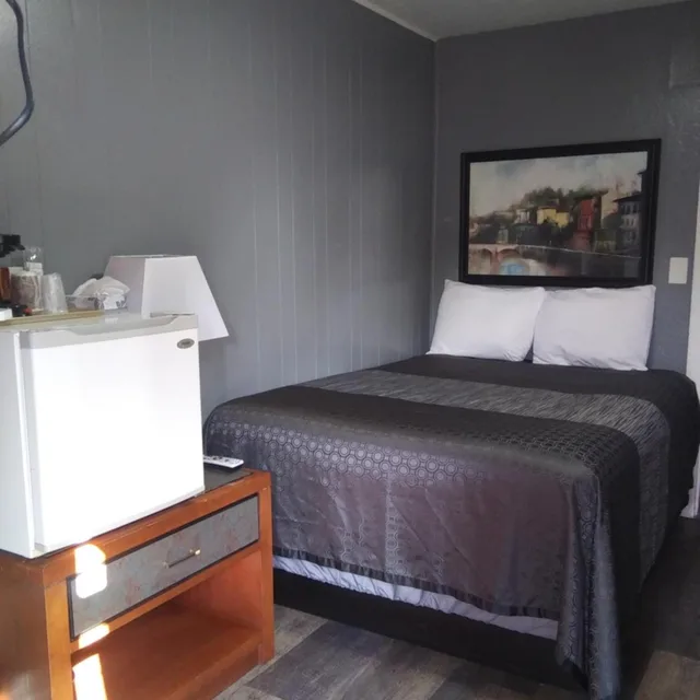 غرفة اقتصادية مفردة، Modoc Inn 1/8