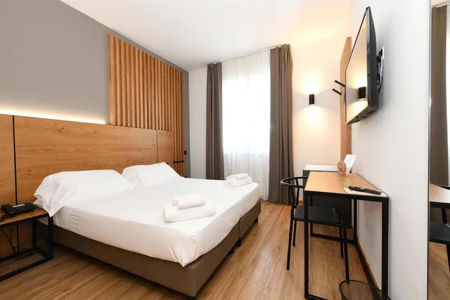 غرفة كومفورت بسرير كوين، Best Western Hotel Arya 6/10