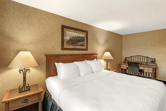 غرفة، Best Western Plus Kelly Inn and Suites 3/10