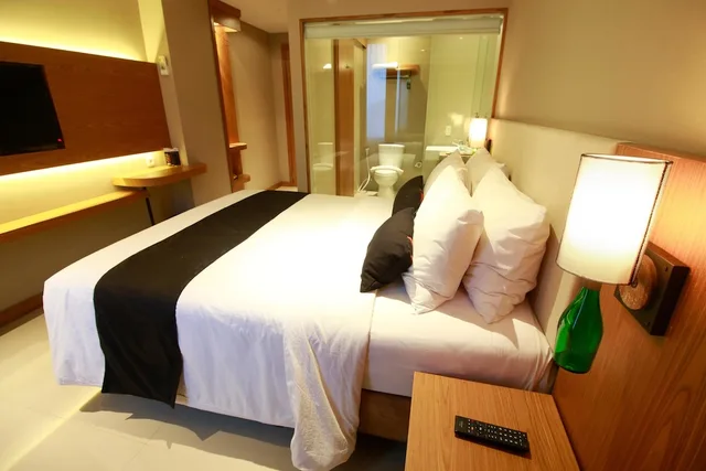 Star, Single, Queen Bed، Yellow Star Ambarukmo Hotel 6/10