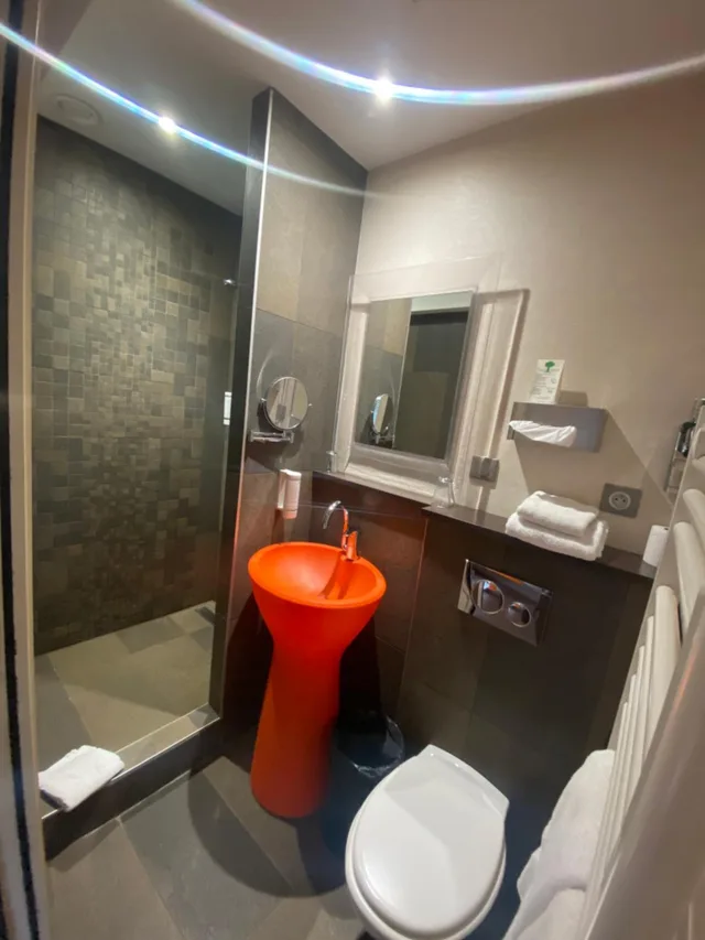 غرفة بريفيليج، Hotel Des Lices 7/10