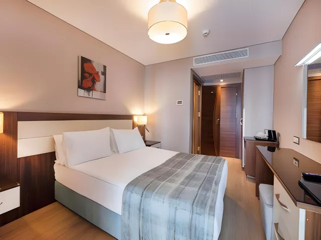 Basement, Twin Beds، The Meretto Hotel Istanbul 1/1