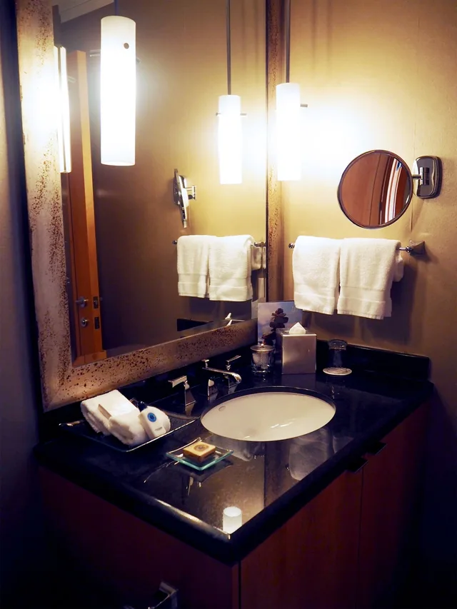 3 Bedrooms, Resort, Residence, 3 King Beds, Den، Four Seasons Resort Whistler 7/9