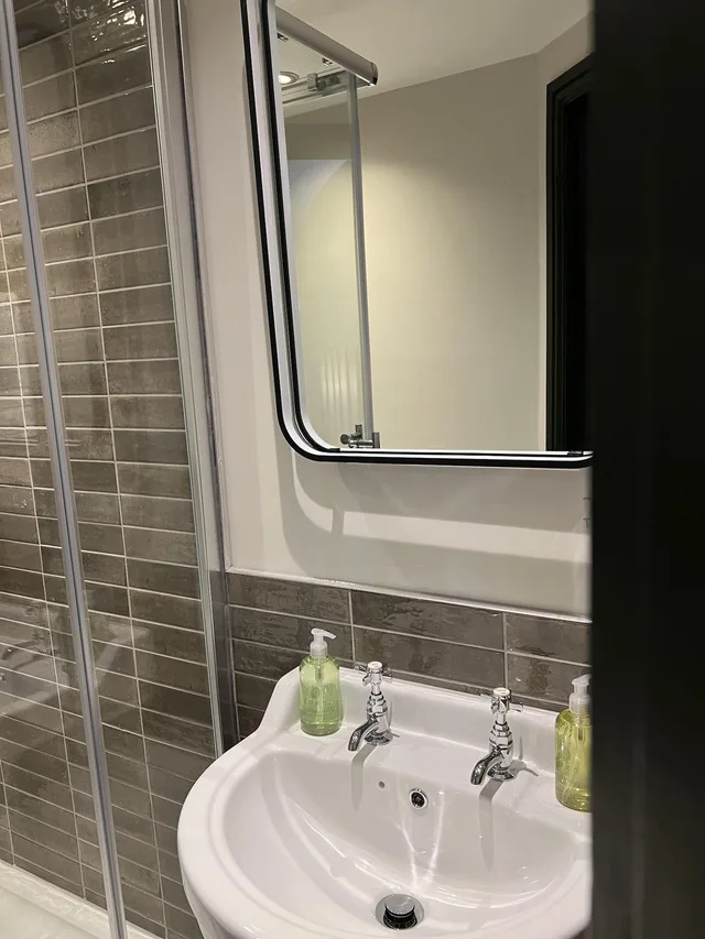 غرفة بسرير مزدوج، Queens Head Inn 3/4