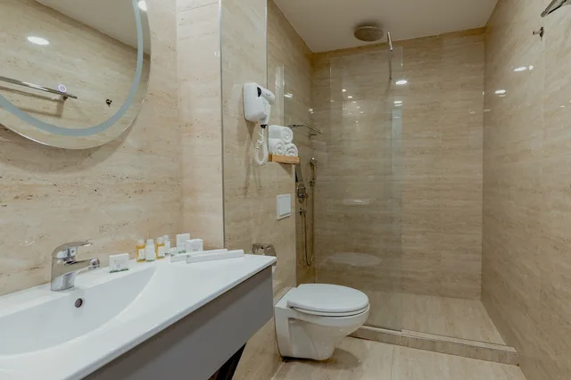 غرفة قياسية ثلاثية بثلاثة أسرّة، Nobel Gallery Hotel 4/5