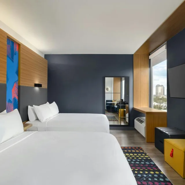 Aloft, Guest Room, 2 Queen Beds، Aloft Houston Galleria Hotel 2/8