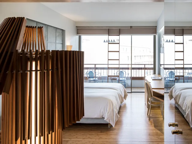 استوديو، New Hotel 3/6