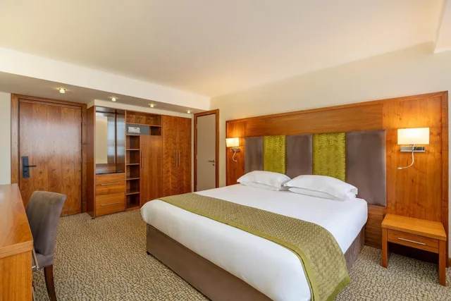 غرفة قياسية بسريرين منفصلين، The View Hotel 3/10
