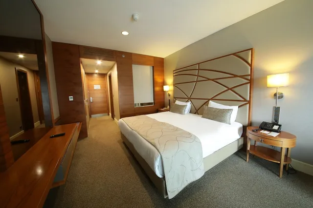غرفة سوبيريور بسرير مزدوج بإطلالة جزئية على البحر، Cevahir Hotel Istanbul Asia 3/3