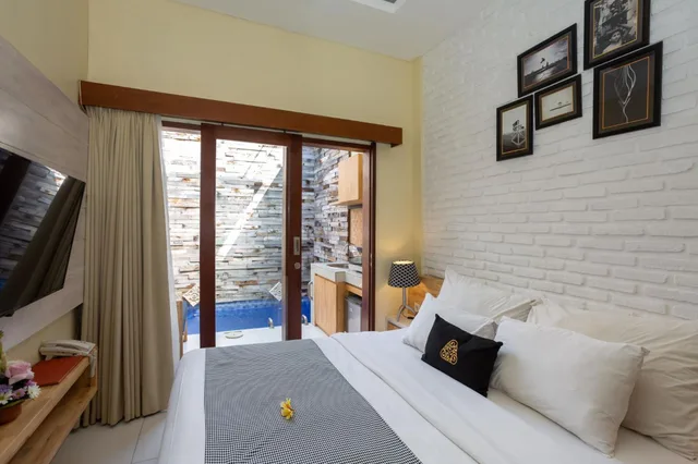Villa, King Bed, Plunge Pool، Paisa Seminyak Living 1/1