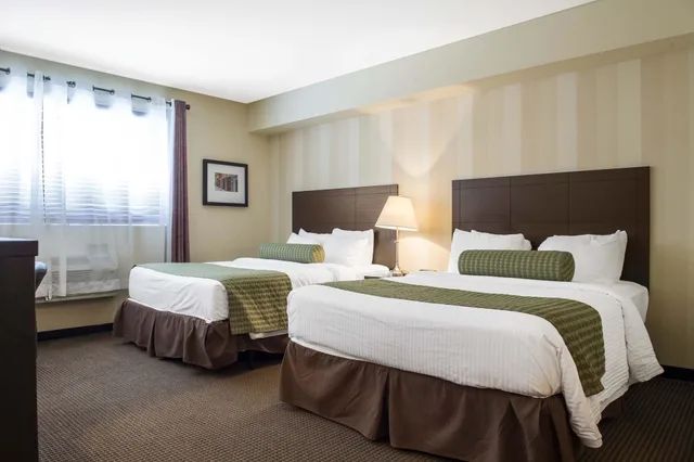 غرفة قياسية بسريرين كوين، Quality Inn & Conference Center Pembroke - Ontario 3/5