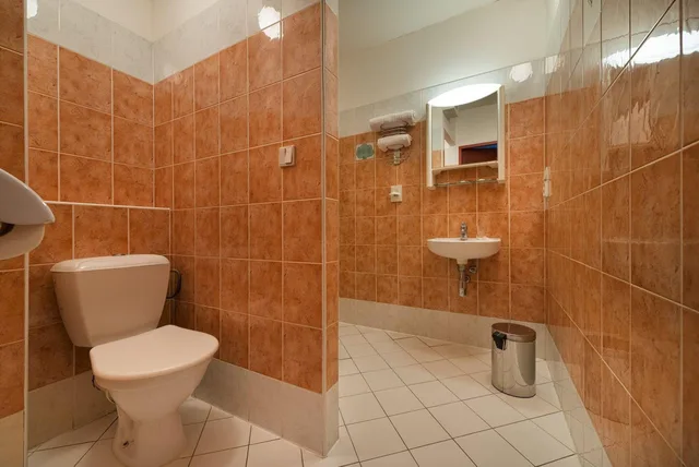 غرفة ثلاثية، Ea Hotel Populus 5/5