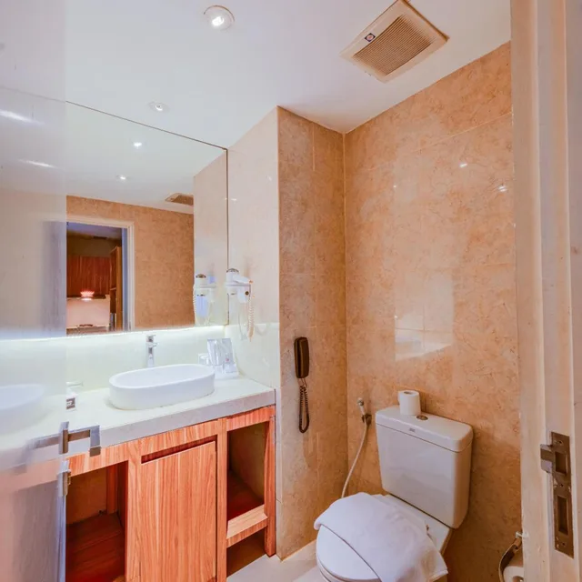 غرفة سوبيريور بسرير مزدوج أو سريرين منفصلين بإطلالة على البحر، Astara Hotel Balikpapan 8/10