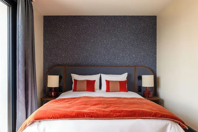 غرفة بسرير كوين بإطلالة على البحيرة، Hotel Real Nyon 5/9
