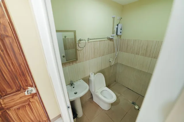غرفة ديلوكس بسرير كوين وسرير فردي، Panglao Grande Resort 3/4
