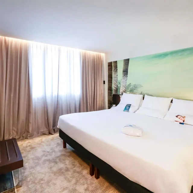 جناح بسرير كينج مع أريكة، Novotel Sao Paulo Morumbi Hotel 1/5