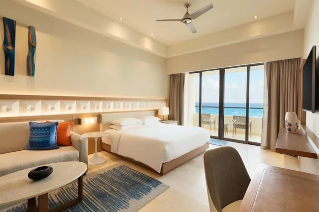 Club, Double Bed, Ocean Front, HYATT ZIVA CANCUN 2/3