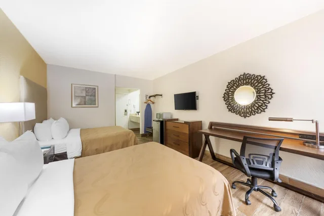 غرفة بسريرين مزدوجين، Quality Inn Florida City - Gateway To The Keys 3/6